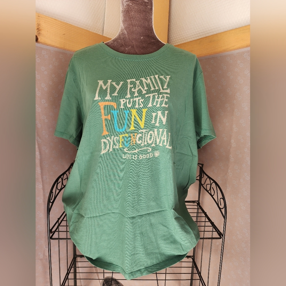 Green, short sleeve Life Is Good tee in size XXXL. EUC. Great for Thanksgiving!